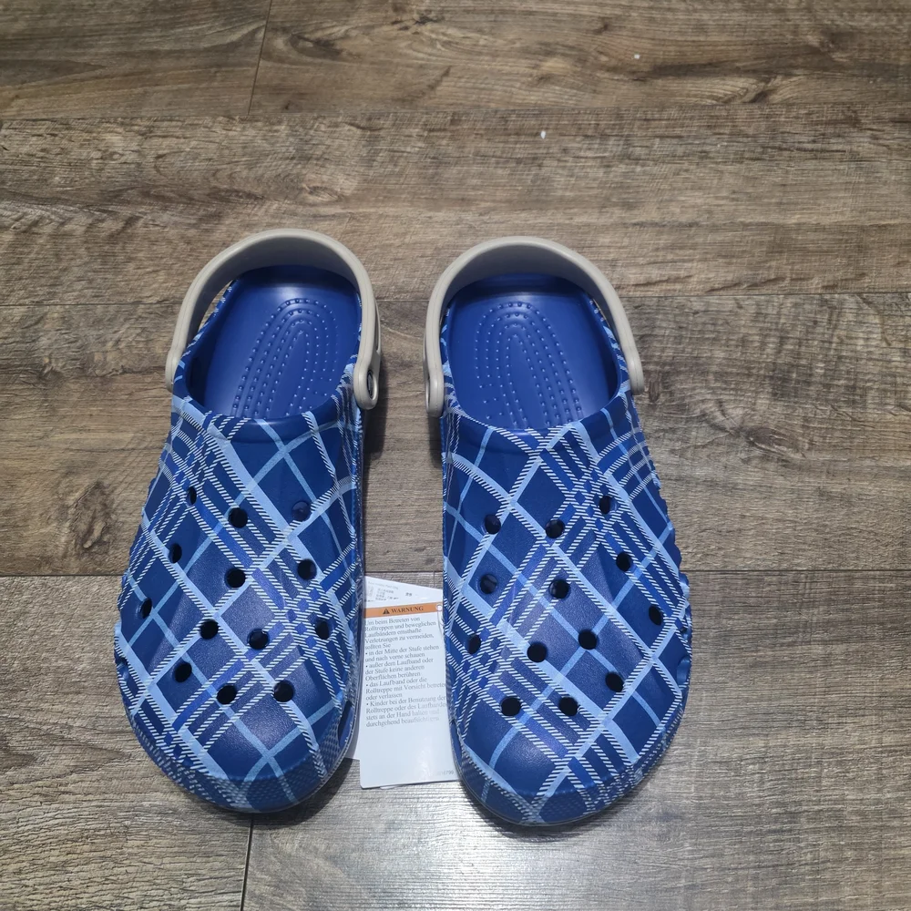 New Crocs Comfort Sandals Men Size 12